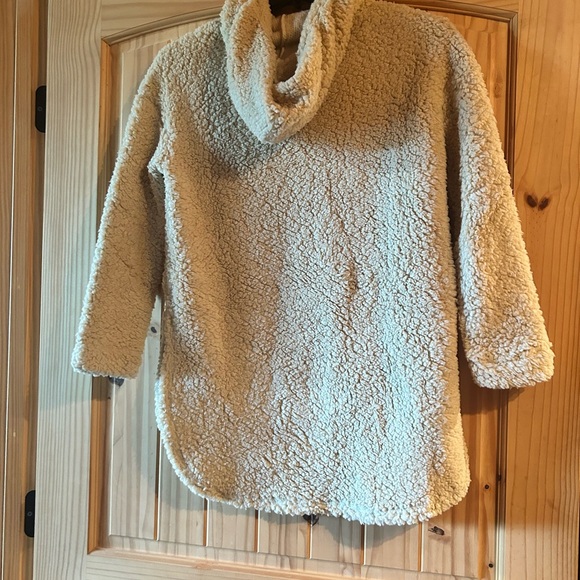 Marleylilly Cream Tennessee Sherpa Tunic NWT - Picture 3 of 3